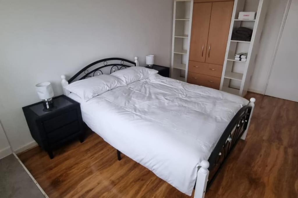 לונדון Gottersea 1 Bedroom Flat In Battersea 70 Mq מראה חיצוני תמונה